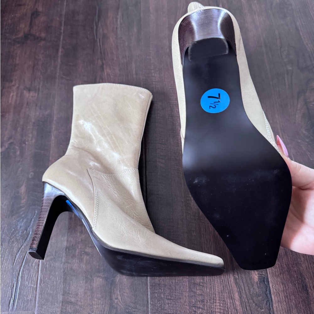 Steve Madden Beige Square-Toe Mid-Calf Heeled Boots - Picture 3 of 5
